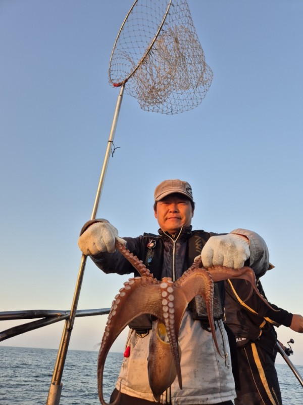 8a04af9542fdd826a282414bd905c883_1763006