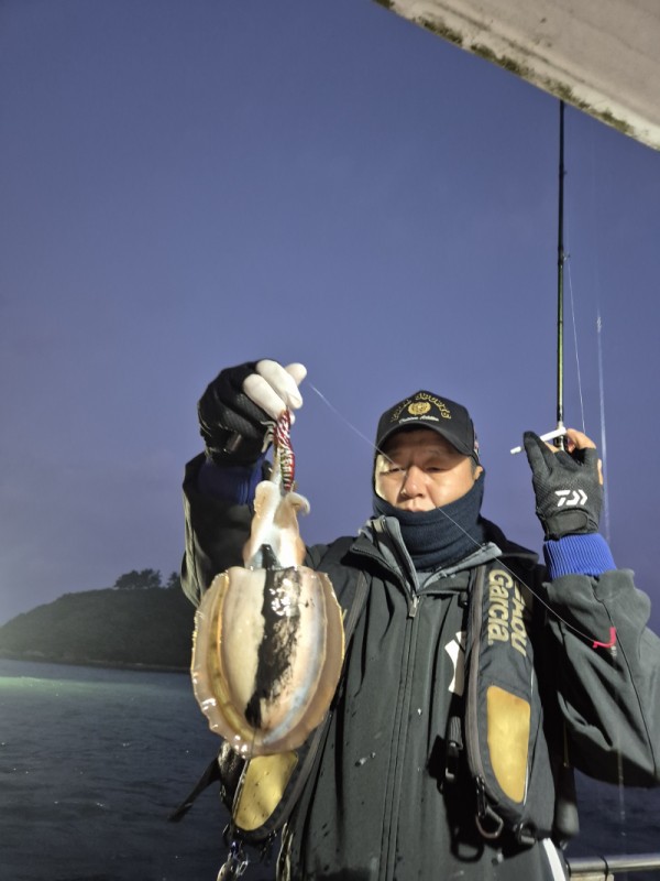 f98a5ea8096fb6c37cf3dd50834d88bd_1762678